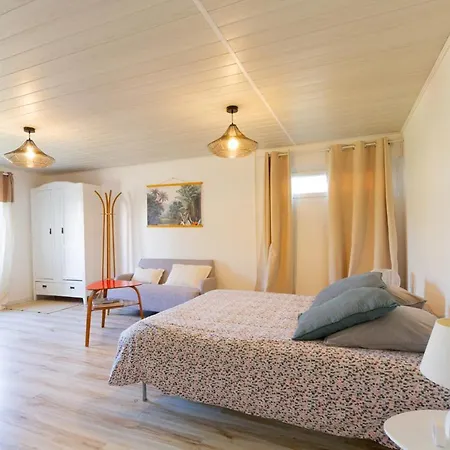 Le Corail Apartment Lournand Exterior photo
